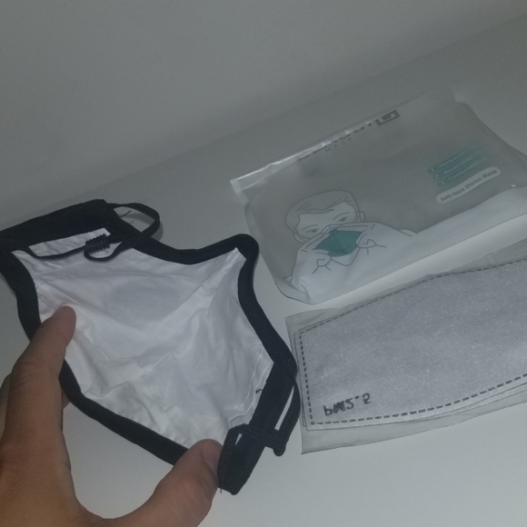 Lot of 10 High quality black face mask with filter - Picture 4 of 4